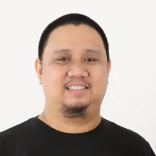 Portrait of Ian Levi Chu